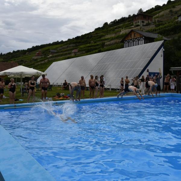 Der Schwimmwettkampf Im Schonen Freyburger Freibad 24 