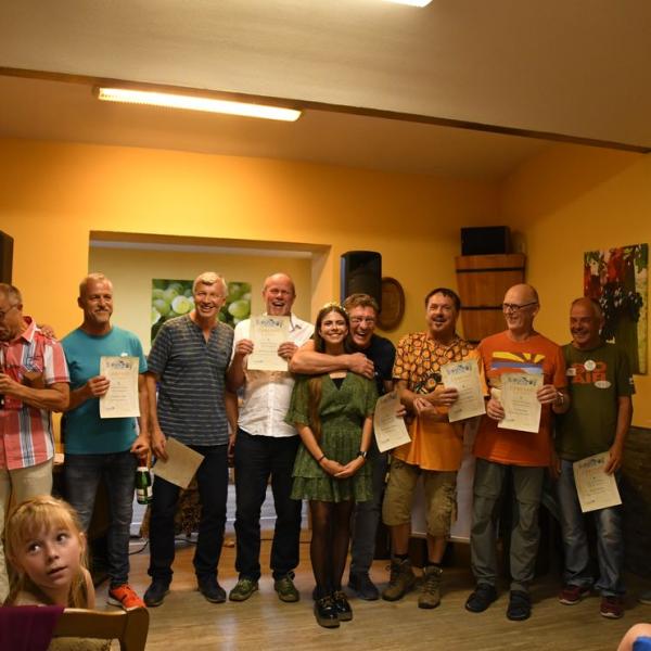 Siegerehrung Durch Den Freyburger Burgermeister Udo Manicke Und Die Freyburger Weinprinzessin Jennifer Jager 33 